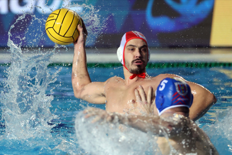 KAPITEN CRVENE ZVEZDE ZAVRŠIO KARIJERU: Bio je igrač Partizana, pa postao crveno-bela legenda!