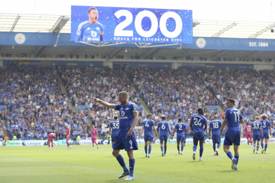 JUBILARNI GOL ZA RASTANAK! Vardi rekao zbogom navijačima Lestera NA PRAVI NAČIN (VIDEO)