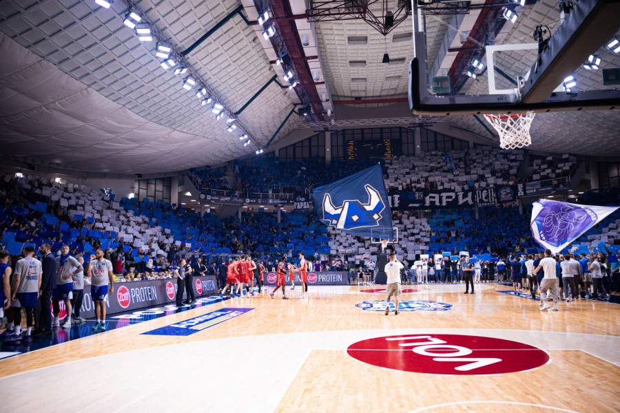 ZVEZDA MERIDIANBET U MORAČI OBORILA NE JEDAN, VEĆ DVA NEGATIVNA REKORDA: Crveno-beli prošli kao bosi po trnju!