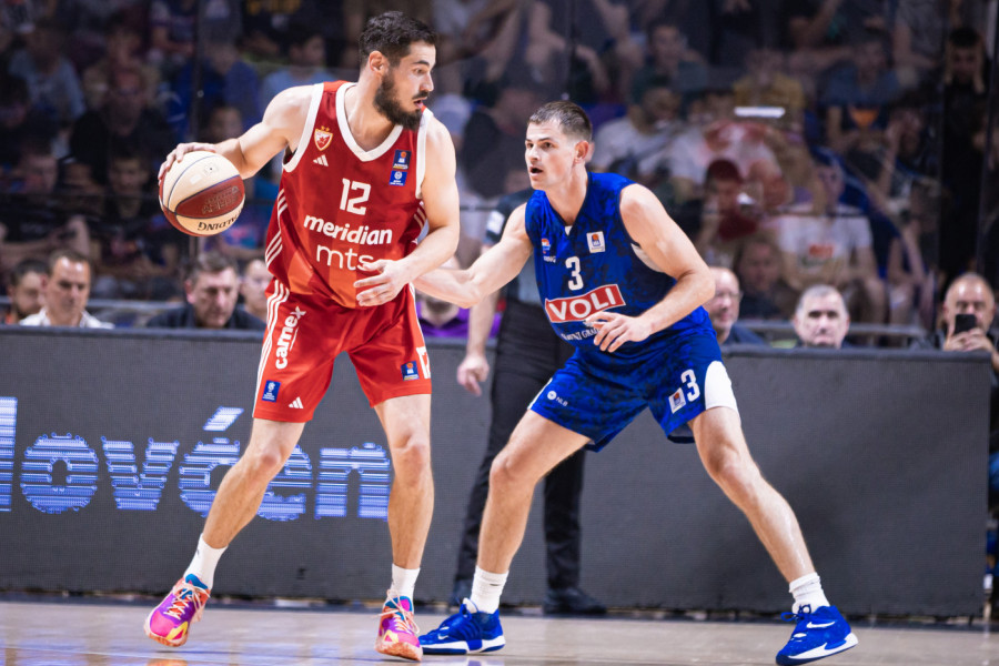 NAVIJAČI BUDUĆNOSTI SRAMNO VREĐALI NIKOLU KALINIĆA: Svemu je prethodio HIT POTEZ srpskog košarkaša! (VIDEO)