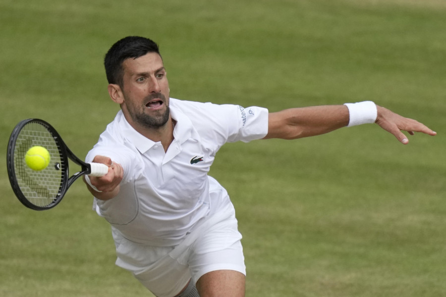 NOVI ĐOKOVIĆEV IZBOR ĆE VAS IZNENADITI: Novak otkrio sa kim se priprema za Vimbldon! (FOTO)