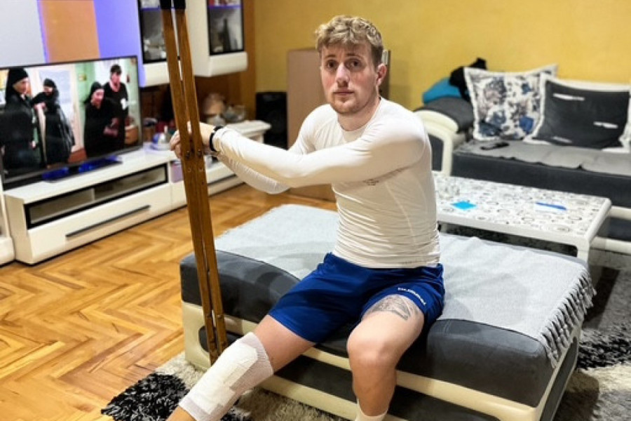 TALENAT, UPORNOST I VELIKI FUDBALSKI MALERI: Nakon jedne velike povrede stigla je nova, sada na drugoj nozi!