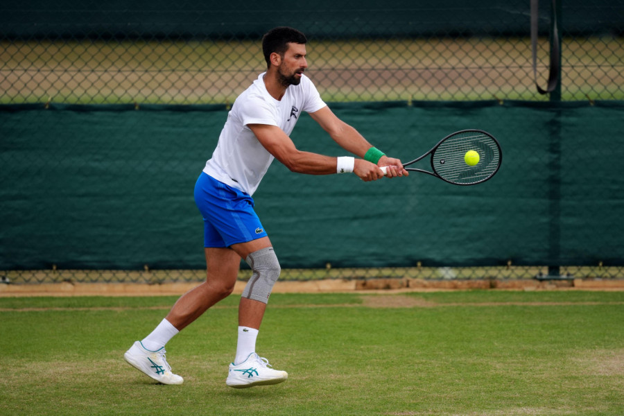EVO ŠTA KAŽU KLADIONICE PRED NOVAKOV MEČ OSMINE FINALA VIMBLDONA: Jedna stvar je više nego jasna!