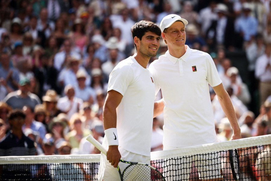 EVO KO GLEDA FINALE IZMEĐU SINERA I ALKARASA: Prošle godine imala kancer, Đokovićev potez za nju ODZVANJA!