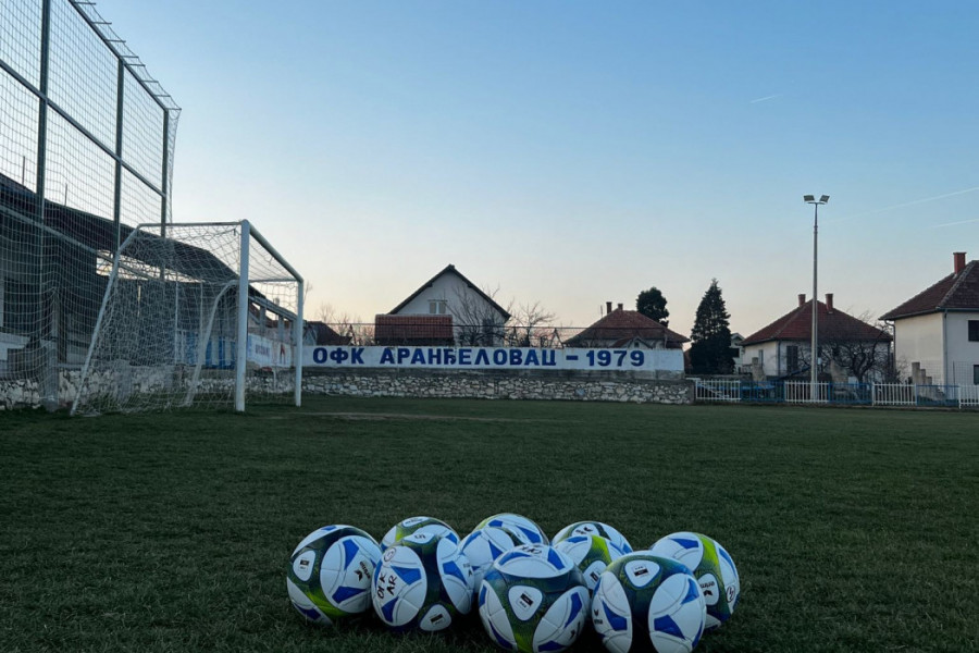 RADUJE ZALAGANJE I PRISTUP OMLADINACA: OFK se sprema za novu sezonu!