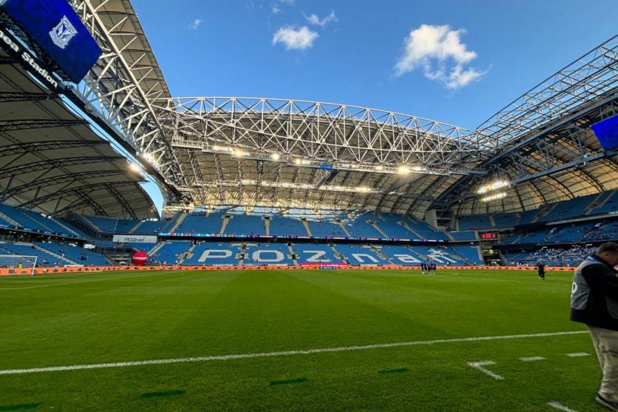 NIŠTA OD PAKLENE ATMOSFERE: Karata još ima na blagajnama - tribine se sporo pune!