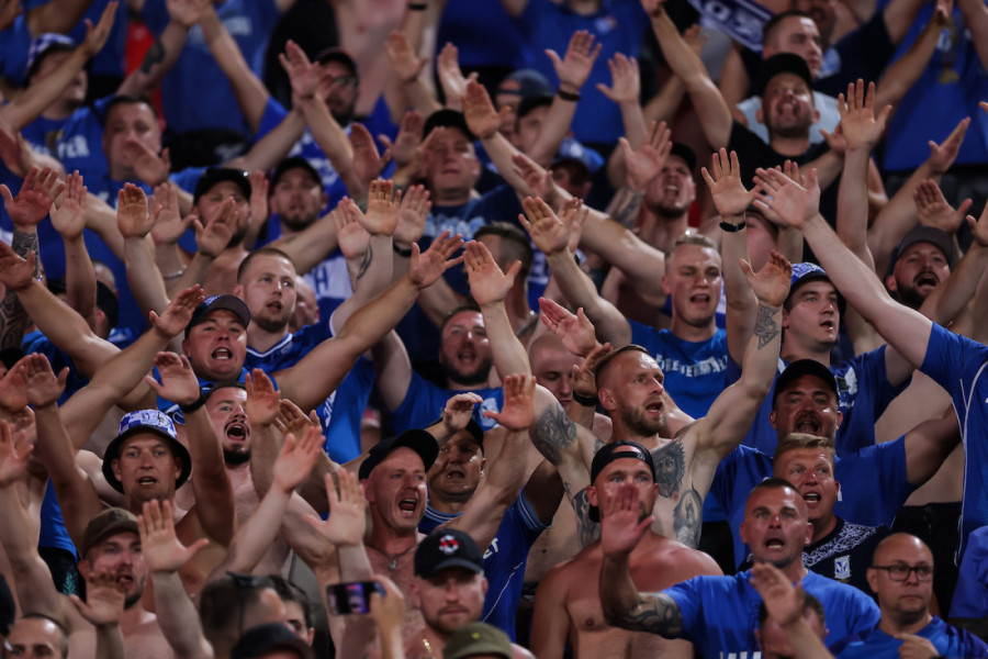 SNIMAK JE UGLEDAO SVETLOST DANA: Poljaci upali u sačekušu - tuča kod "Zmaja"! (VIDEO)