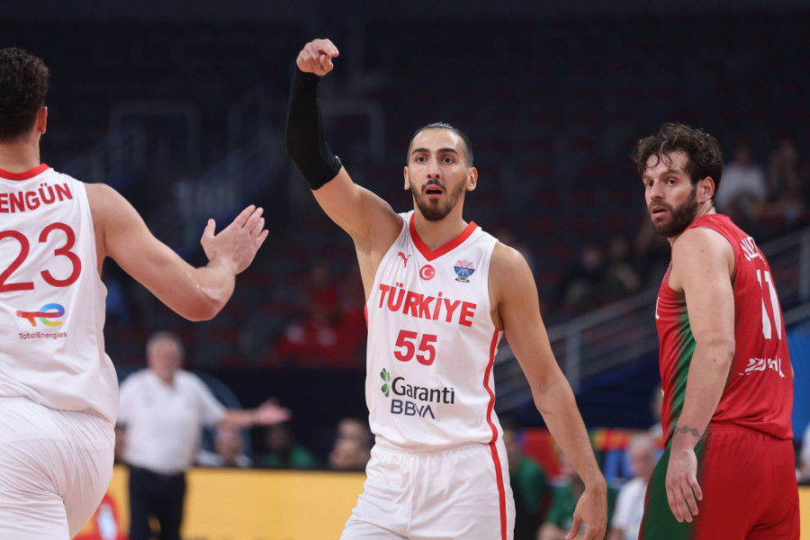 REPREZENTATIVAC TURSKE ODUŠEVIO NAVIJAČE SRBIJE: Oglasio se na srpskom jeziku, pa poručio jedno!