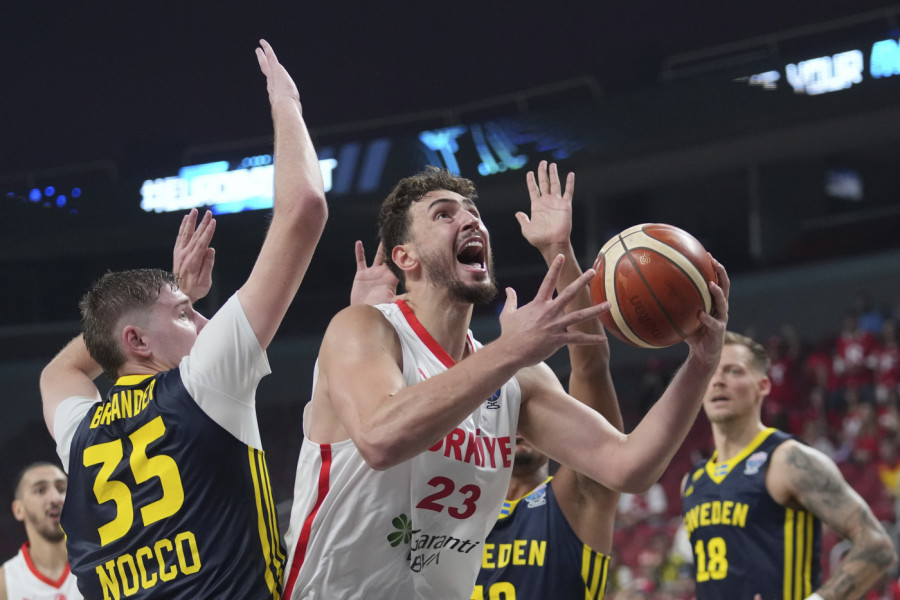 SRBIJA ISPALA, ALI SE EVROBASKET NASTAVLJA: Evo ko igra ovog utorka u Rigi!