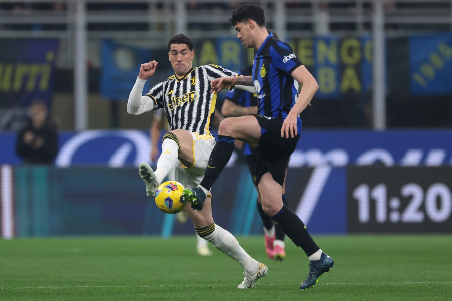 KAKVO VEČE ZA DUCIJA VLAHOVIĆA: Srbin dobio važno "priznanje" nakon FANTASTIČNE partije!