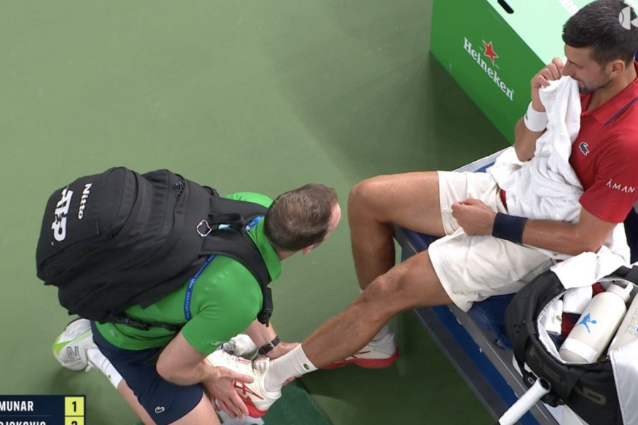 TRENUTAK KADA JE SRBIJA ZANEMELA: Đoković se povredio u Šangaju, evo šta se desilo!