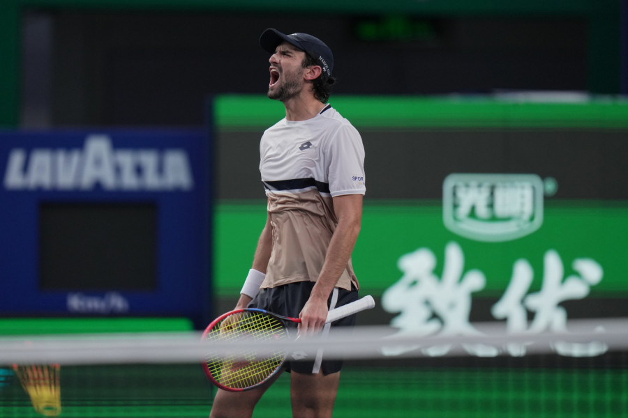 SREĆNO, ROĐO: Holivudska priča dvojice rođaka koji su izbacili Đokovića i Medvedeva za finale Šangaja! (FOTO)