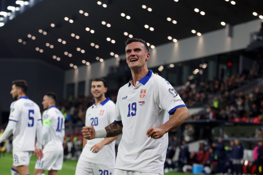 ALEKSANDAR STANKOVIĆ PROGOVORIO O OCU DEJANU: To mi stvara dodatni pritisak, jer zbog fudbala...