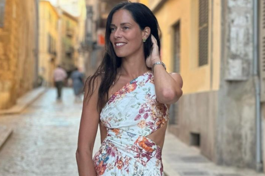 PROCVETALA JE NAKON ŠVAJNIJA: Sve pršti od komentara - Ana Ivanović otkrila sa kim provodi letnji odmor! (VIDEO)