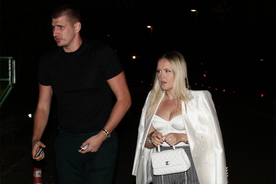 JOKIĆA POGODILA PESMA, A ONDA JE RABIO TELEFON O ZID: Ovaj narodnjak dira srpskog centra pravo u srce