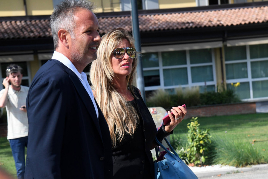 I KAMEN BI ZAPLAKAO: Mihina ćerka objavila potresno pismo - od ovih reči suze same kreću!