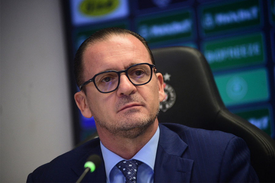 MIJATOVIĆ SE HITNO OGLASIO I SPOMENUO POJAČANJA: Vreme je da se troši novac