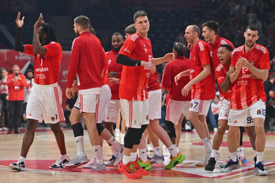 TRESE SE MALI KALEMEGDAN: PRODUŽEN UGOVOR miljeniku navijača Crvene zvezde Meridianbet, ALI UZ OVE USLOVE!