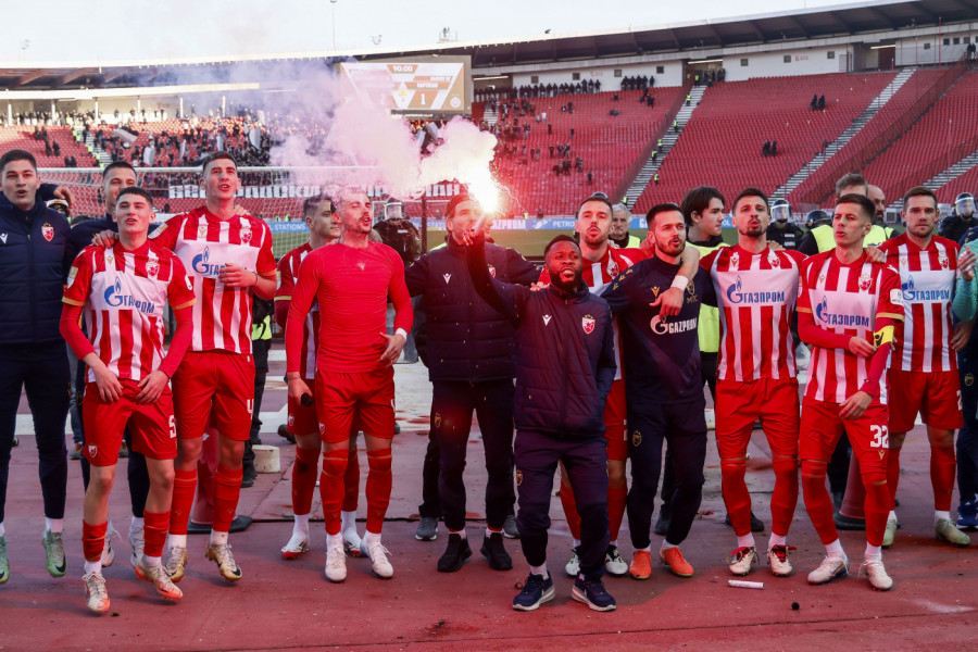 PETARDA JE PUKLA: Siguran hod šampiona - Zvezda nije marila za romantiku! (VIDEO)