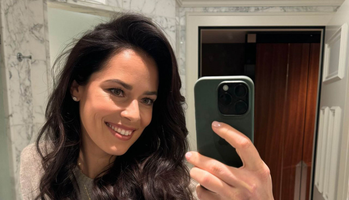 LUDOVALA S NOLETOM, PA PODELILA KUĆNI SNIMAK: Evo šta je Ana Ivanović radila posle besane noći! (VIDEO)