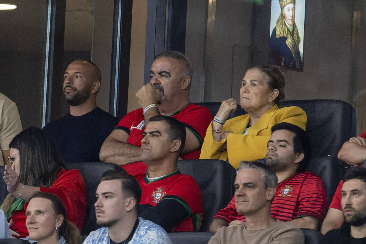 ONA JE STUB PORODICE: Ronaldova majka je proživela pakao - danas ima glavni uticaj na karijeru svog unuka! ONA JE STUB PORODICE: Ronaldova majka je proživela pakao - danas ima glavni uticaj na karijeru svog unuka!