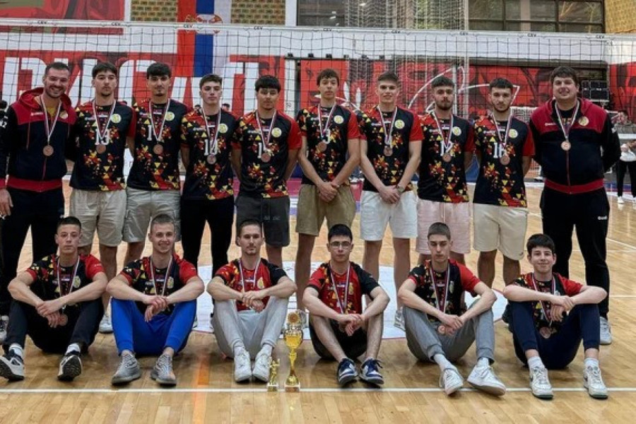 BRONZA ZA LAKI STAR: Odbojkaši nastavljaju da pomeraju granice!