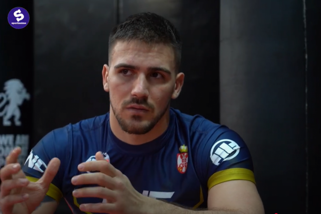 BOJKOVIĆ ODMAH ODGOVORIO JANIČIĆU NA INTERVJU ZA SPORTISSIMO: "Ne zna šta će, pa udario na decu i žene" BOJKOVIĆ ODMAH ODGOVORIO JANIČIĆU NA INTERVJU ZA SPORTISSIMO: "Ne zna šta će, pa udario na decu i žene"
