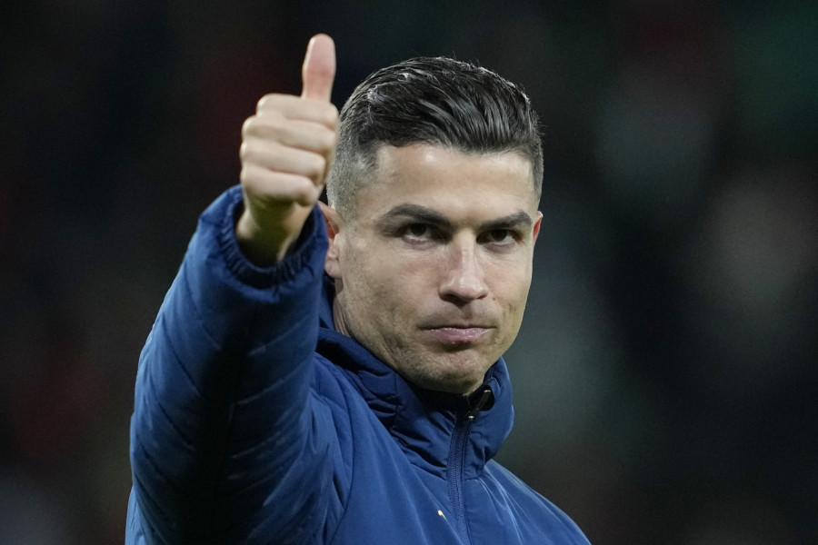 RONALDU NIKO NI DO KOLENA: Portugalac ubija i dalje, a Arapi mu čak i pomažu