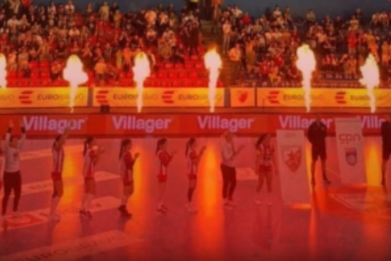 SPEKTAKL NA BANJICI: Rukometašice Crvene zvezde i Železničara iz Inđije kreću u borbu za titulu SPEKTAKL NA BANJICI: Rukometašice Crvene zvezde i Železničara iz Inđije kreću u borbu za titulu