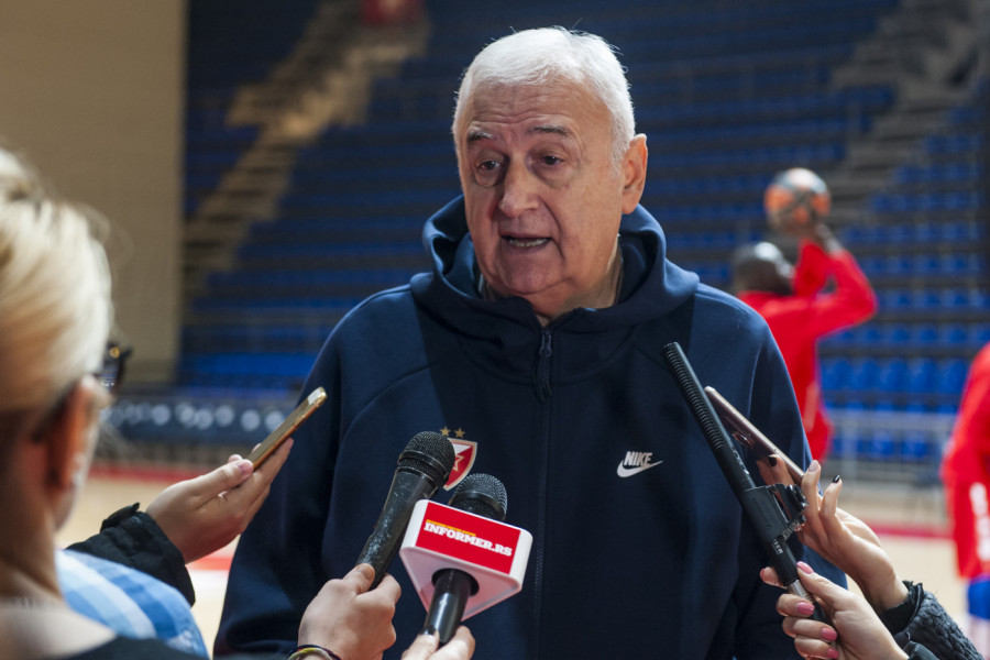 BIVŠI ZVEZDIN TRENER DOŽIVEO DEBAKL: Već na poluvremenu gubio 37 razlike!