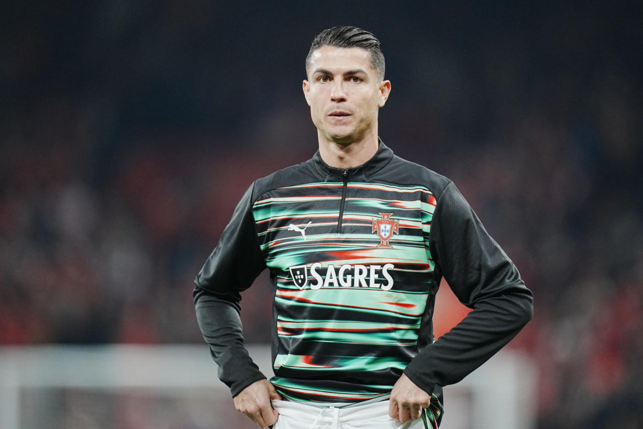 KRISTIJANO RONALDO SE VRAĆA NA MESTO USPEHA?! Šokantan transfer na pomolu! KRISTIJANO RONALDO SE VRAĆA NA MESTO USPEHA?! Šokantan transfer na pomolu!