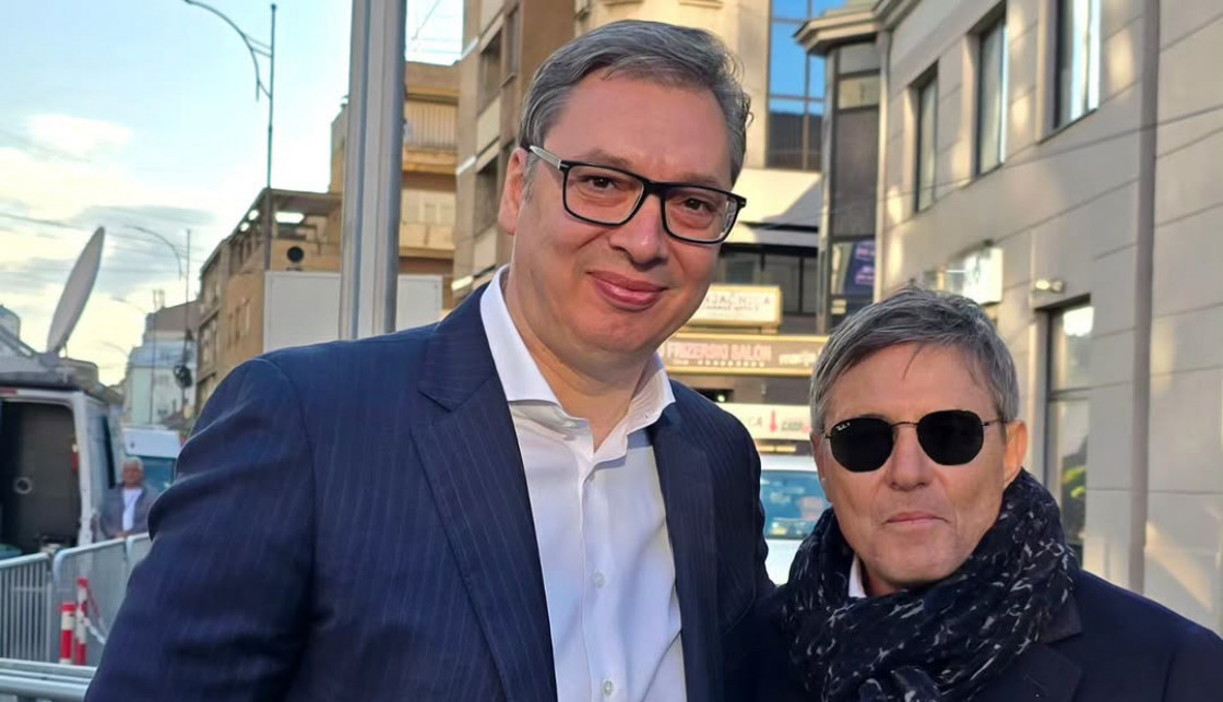 SELEKTOR SRBIJE UZ PREDSEDNIKA! Dragan Stojković Piksi PODRŽAO Aleksandra Vučića u Nišu! (FOTO)