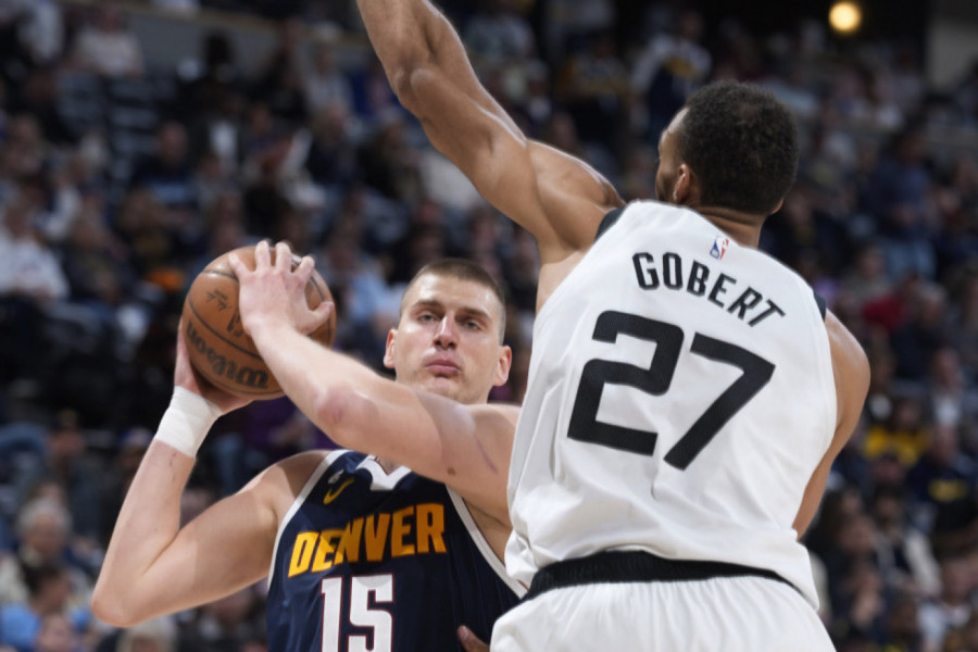 JOKIĆ GA TERORIŠE, A ON MU SE DIVI: Gober ima samo reči hvale za srpskog centra