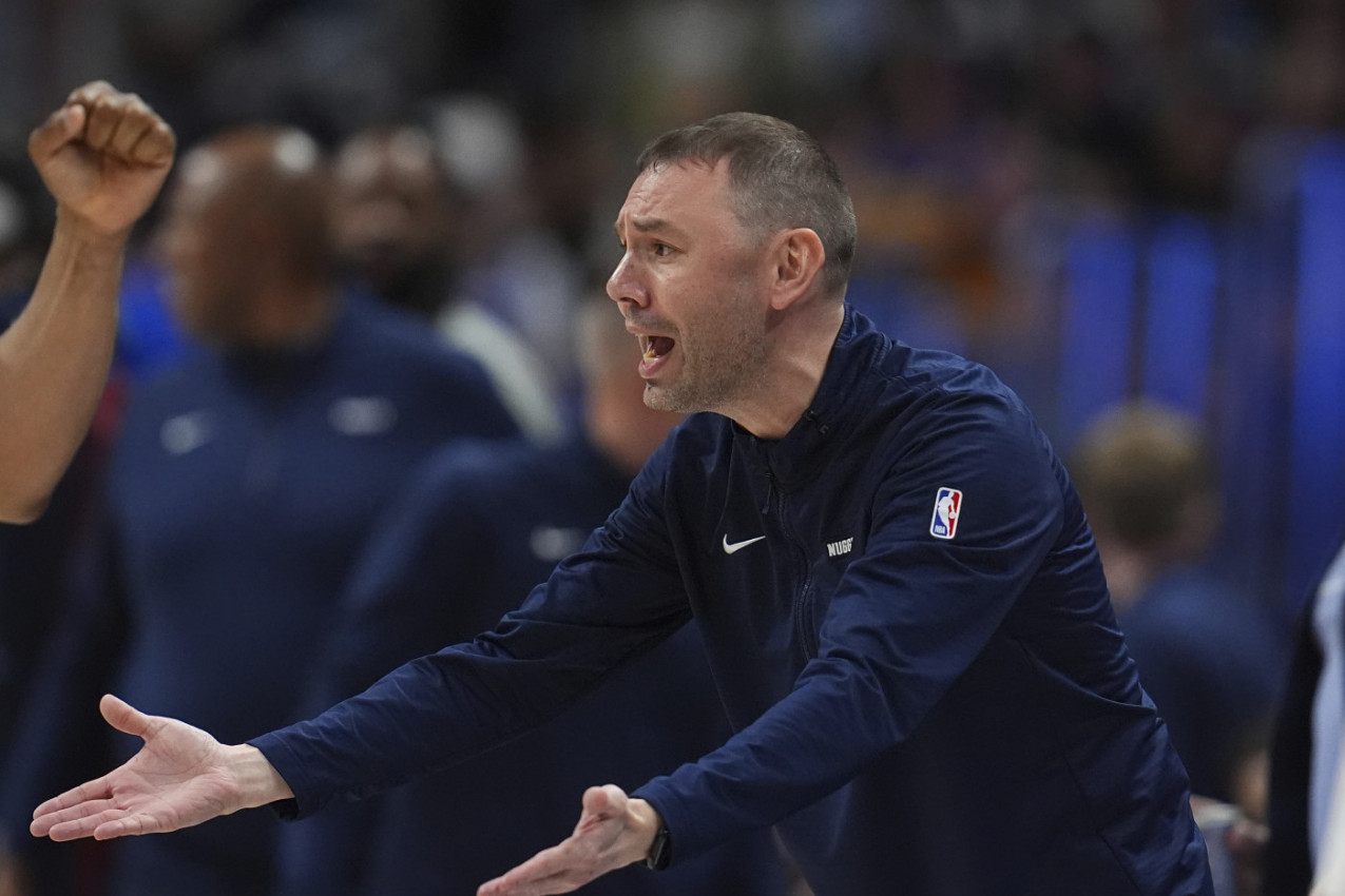 TRENER DENVERA IZGUBIO STRPLJENJE: Potpuno je poludeo zbog Jokića! (VIDEO)