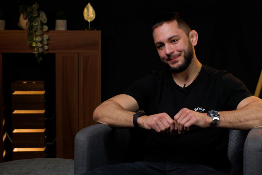 MILOŠE, SRBENDO: Janičić sa srpskom zastavom proslavio nokaut u Majamiju, čestitali mu veliki šampioni! (FOTO, VIDEO)