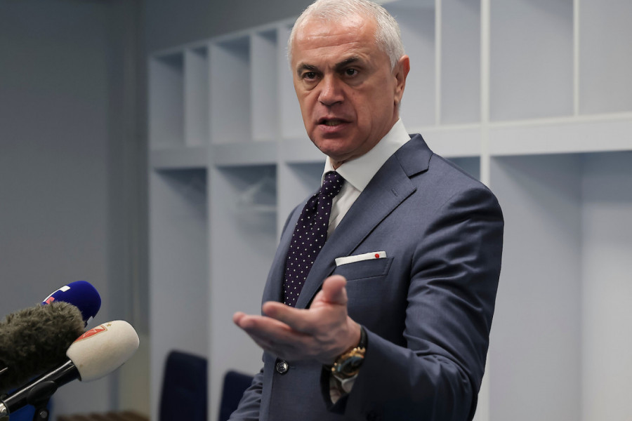 TERZIĆ SLAVI ROĐENDAN, ZOVE 8.000 DELIJA: Čelnik Zvezde od fudbalera očekuje poseban poklon