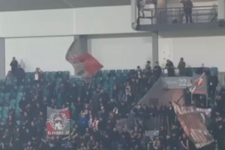 "LALE" NA IVICI SUZA: Pogledajte kako su "Firmaši" tešili igrače Vojvodine nakon poraza (VIDEO)