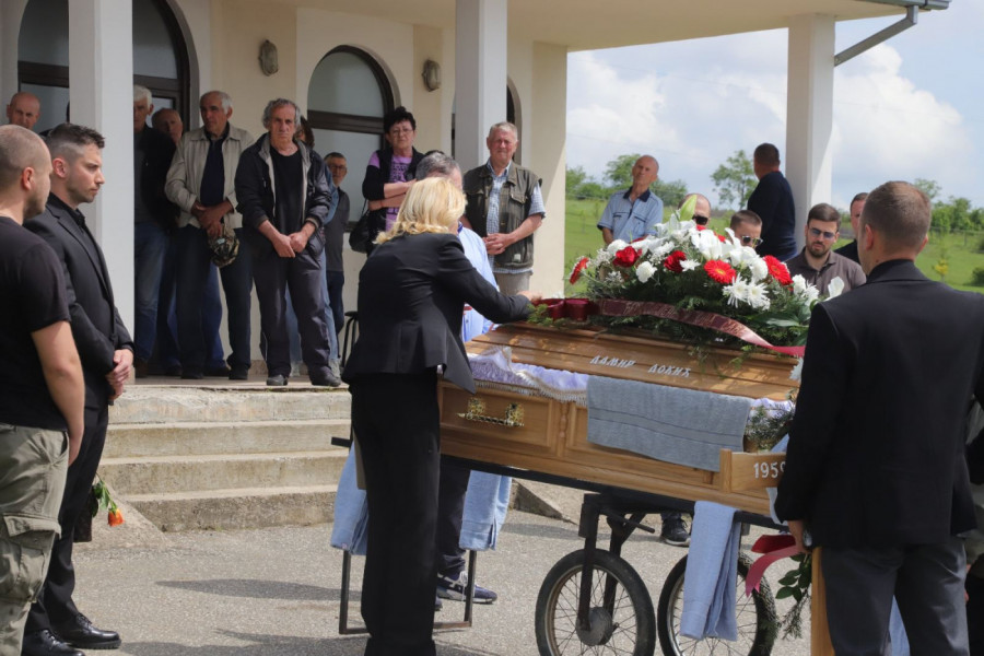 Damir Dokić, sahrana i grob