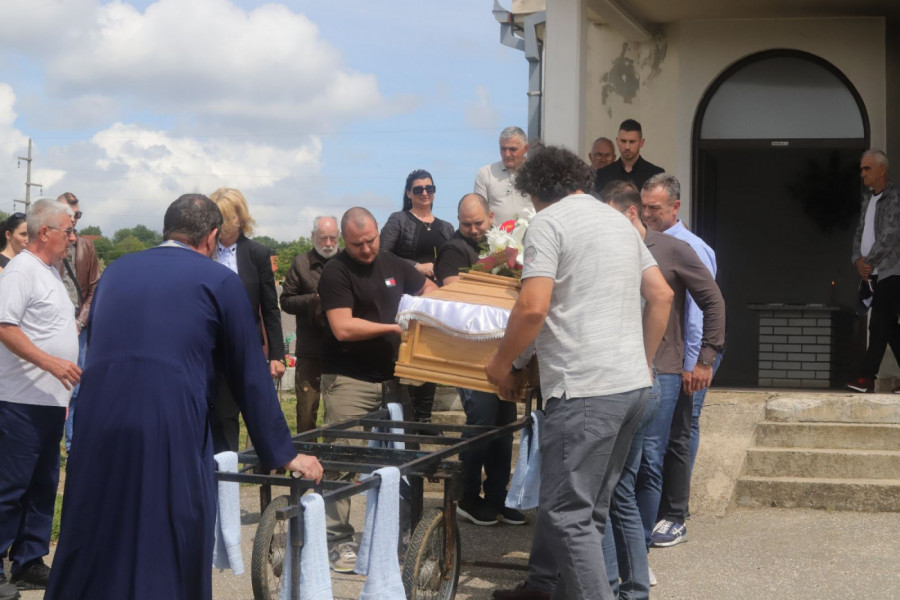 Sahrana i grob Damira Dokića