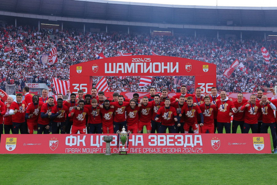 (UŽIVO) PRELAZIMO NA FUDBALSKI SPEKTAKL: Nakon dodele trofeja, počinje utakmica na Marakani!