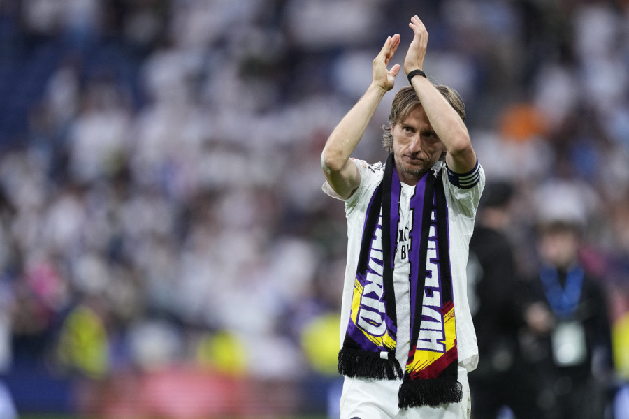 GOVOR LUKE MODRIĆA KOJI JE RASPLAKAO SANTIJAGO BERNABEU: Teško je, ali...