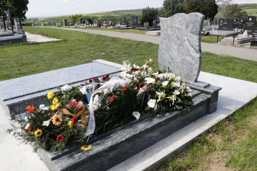 Damir Dokić, sahrana i grob