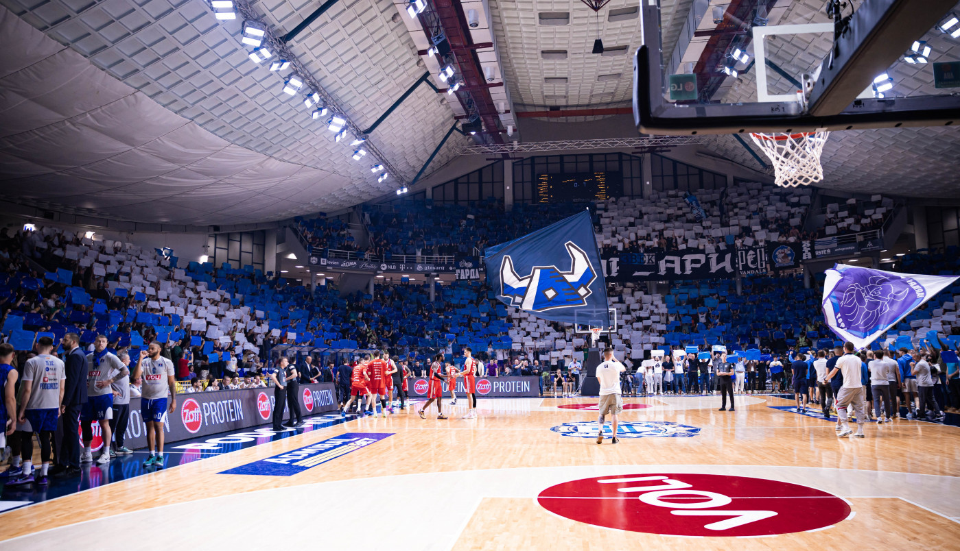 ZVEZDA MERIDIANBET U MORAČI OBORILA NE JEDAN, VEĆ DVA NEGATIVNA REKORDA: Crveno-beli prošli kao bosi po trnju! ZVEZDA MERIDIANBET U MORAČI OBORILA NE JEDAN, VEĆ DVA NEGATIVNA REKORDA: Crveno-beli prošli kao bosi po trnju!