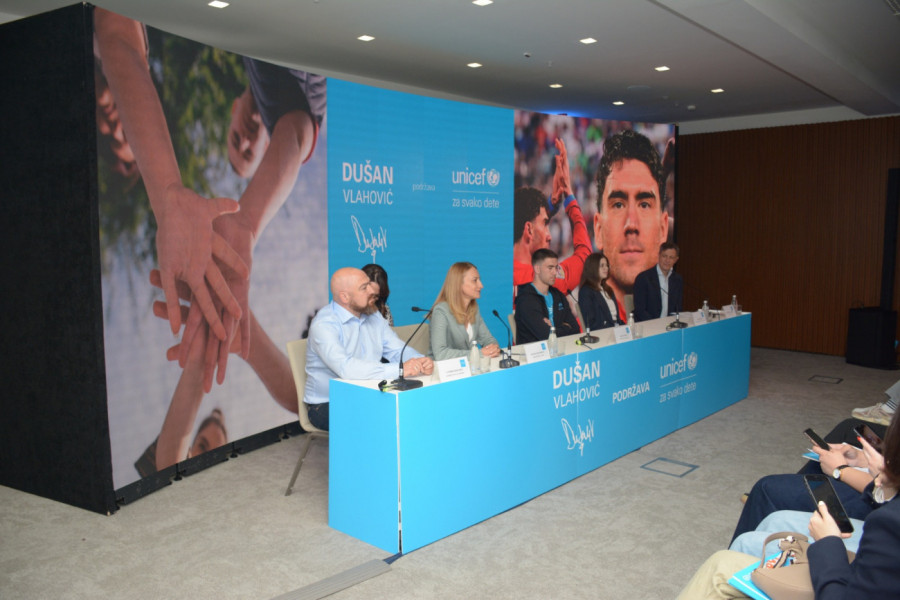 Dušan Vlahović, UNICEF