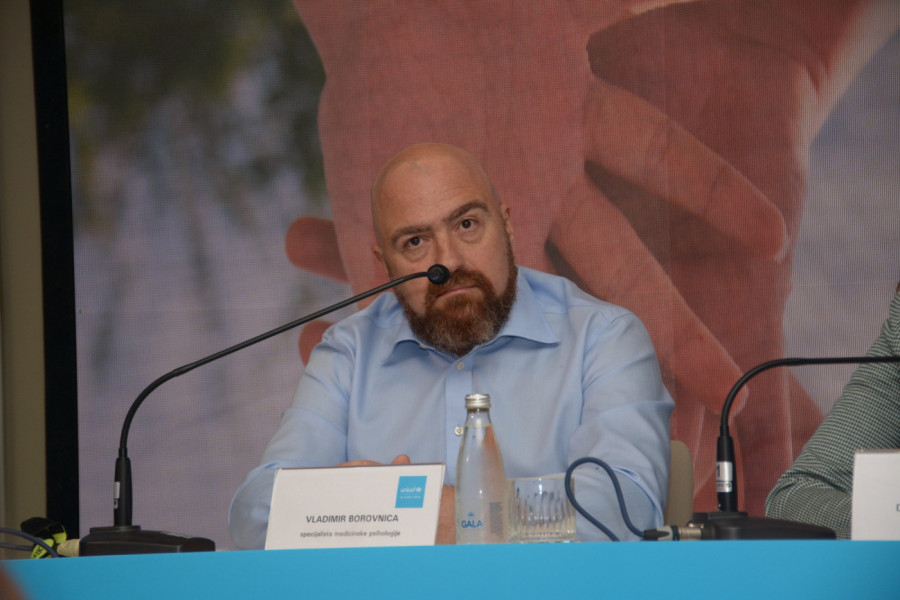 Dušan Vlahović, UNICEF