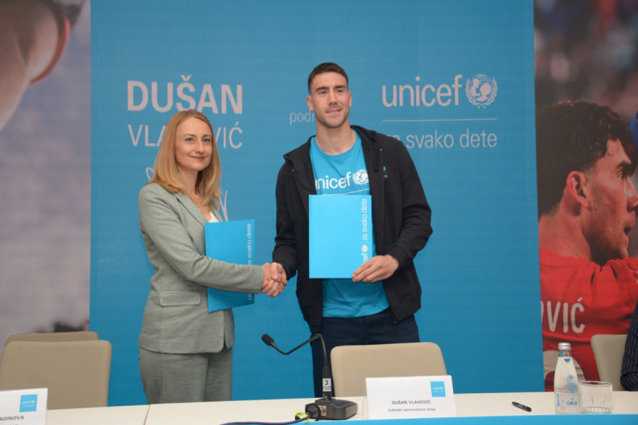 Dušan Vlahović, UNICEF