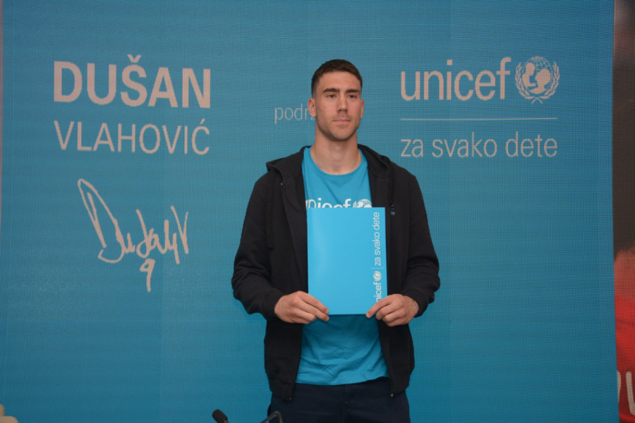 Dušan Vlahović, UNICEF