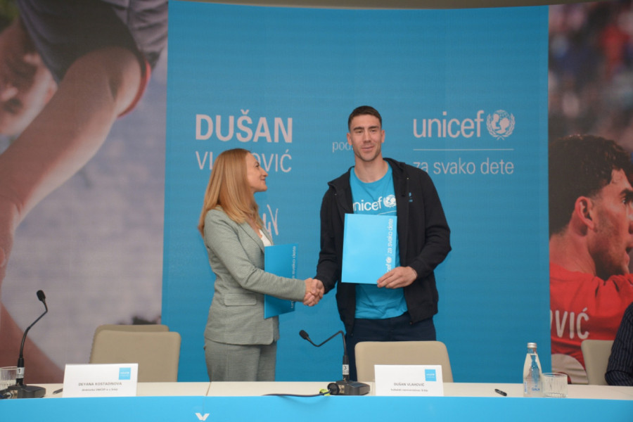 Dušan Vlahović, UNICEF