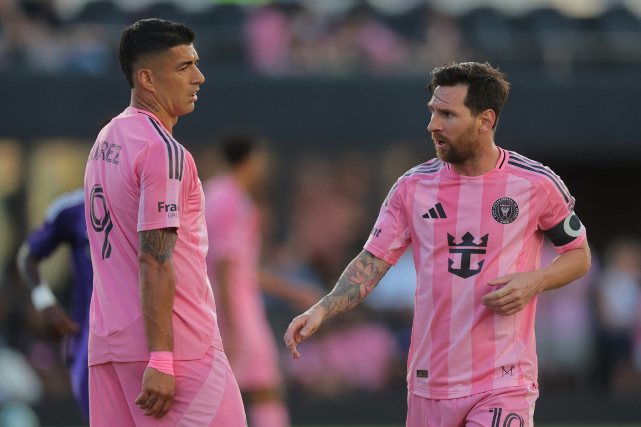 SUAREZ I MESI OSNOVALI NOVI PROJEKAT: Kreću od nule! SUAREZ I MESI OSNOVALI NOVI PROJEKAT: Kreću od nule!