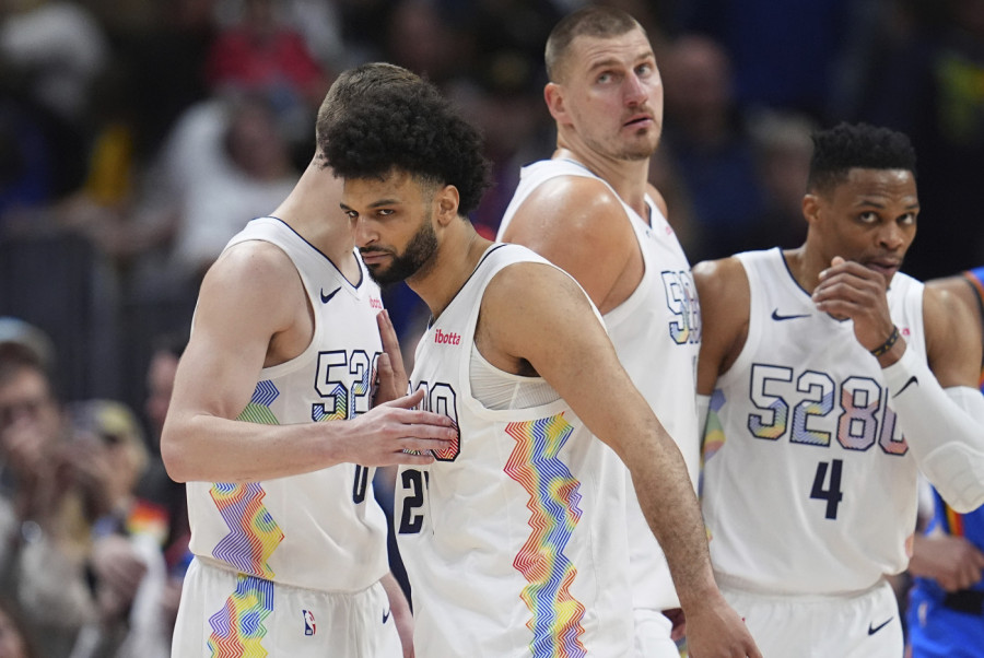 Nikola Jokić i saigrači